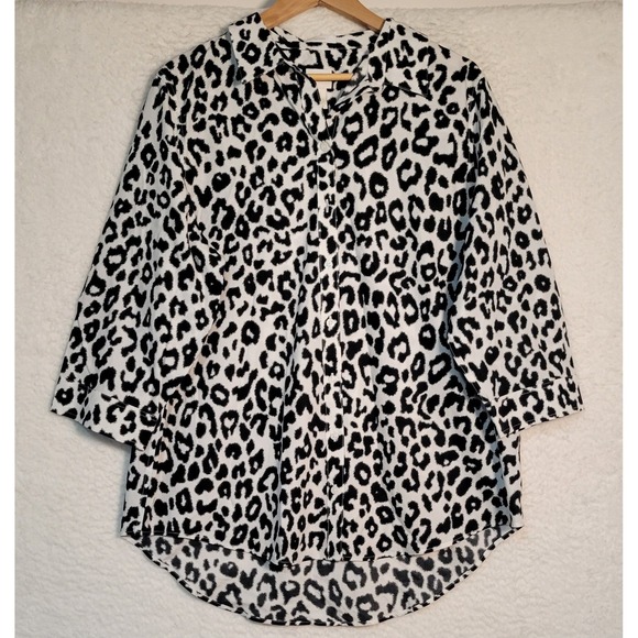 Chico's Tops - CHICOS Women's No Iron Cotton Blouse Shirt Size 3 Long Sleeve Animal Print 0966